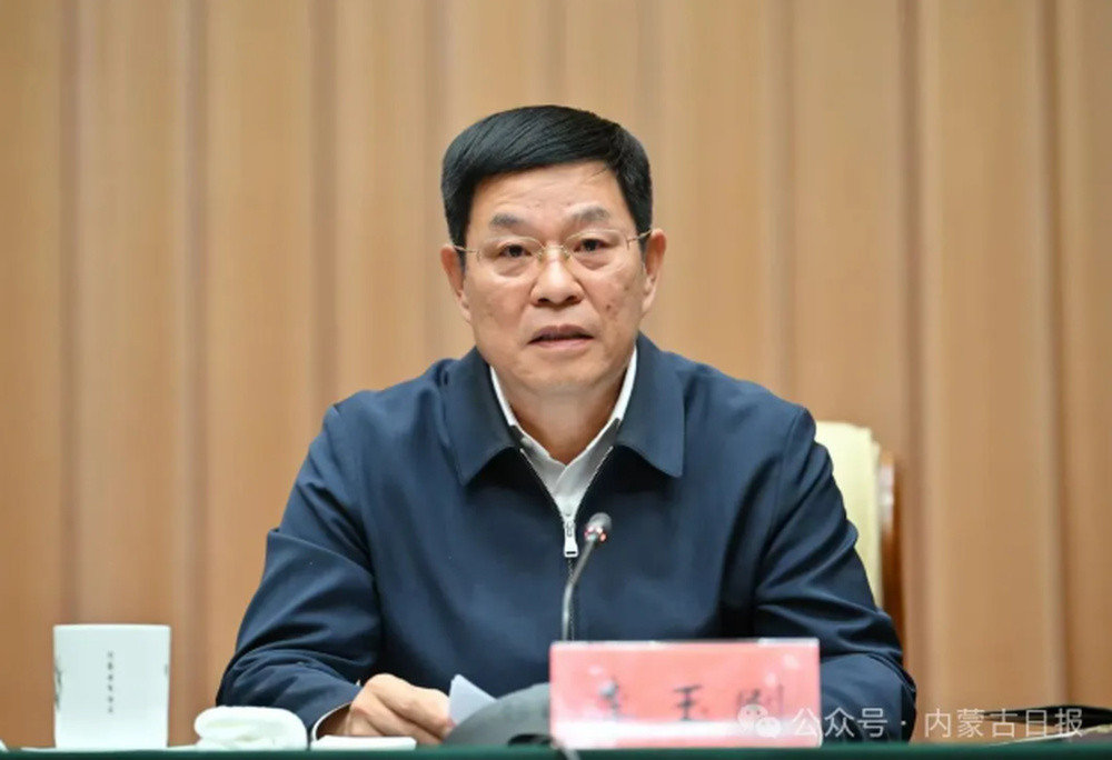 李东旭已任内蒙古自治区党委常委、组织部部长