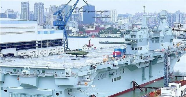 一架攻击-21悄然现身076甲板，中方加速打造无人机航母，西太局势悄然逆转0