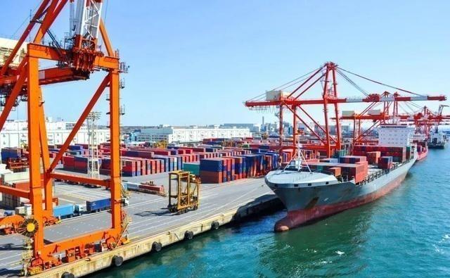 美国极限施压，中国为何硬气十足？美智库揭露：中国拥有一张王牌美国从2018年