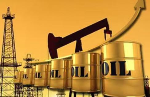 一吨原油送进炼油厂，可以提取出300公斤汽油、400公斤柴油和50公斤煤油，剩下