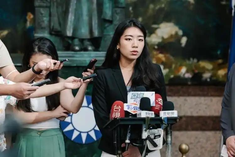 朱立伦爱将杨智伃批“监察院”成绿营走狗，追杀蒋万安儿子中国国民党台北市长蒋万安