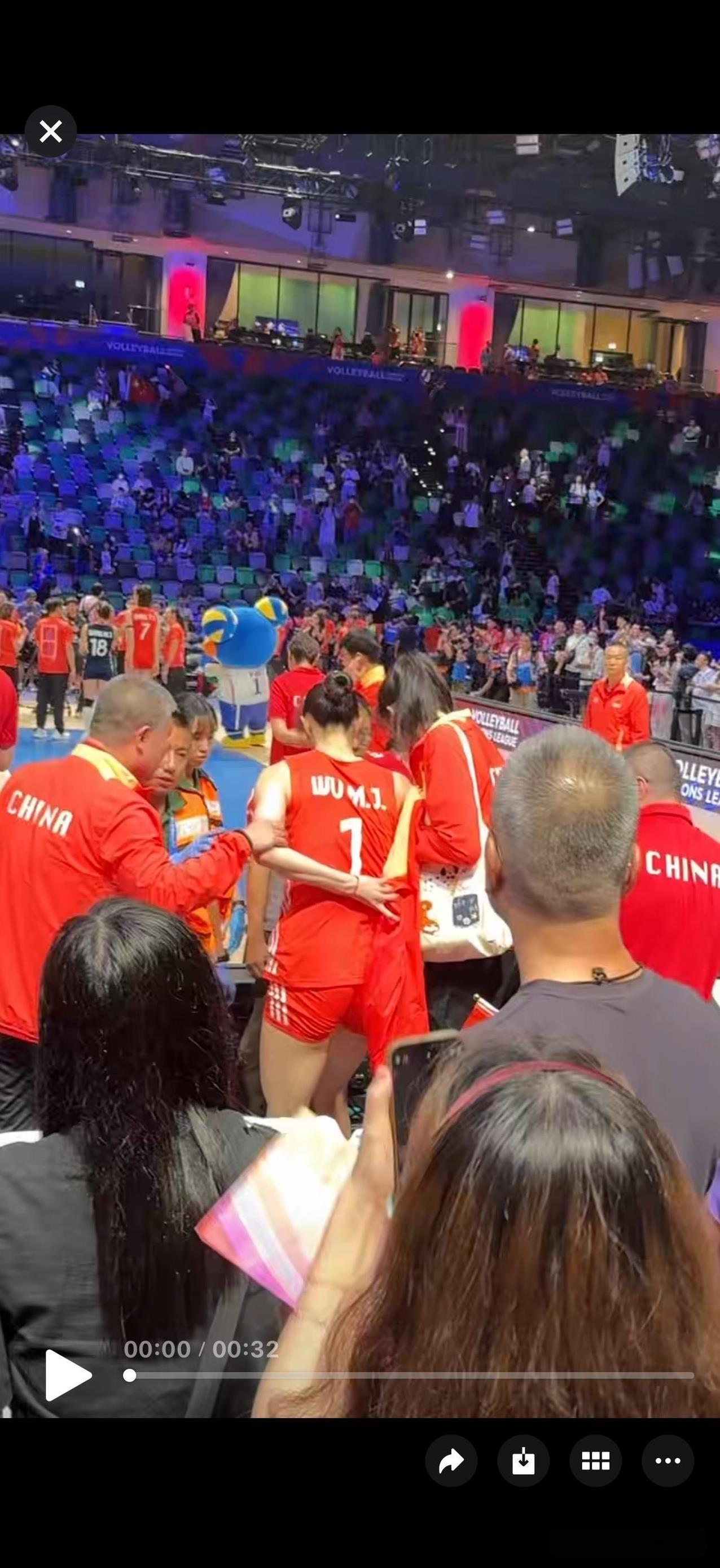 李莹莹伤还没有完完全全好利索吴梦洁又有伤了[祈祷][祈祷][祈祷]患难姐妹也是