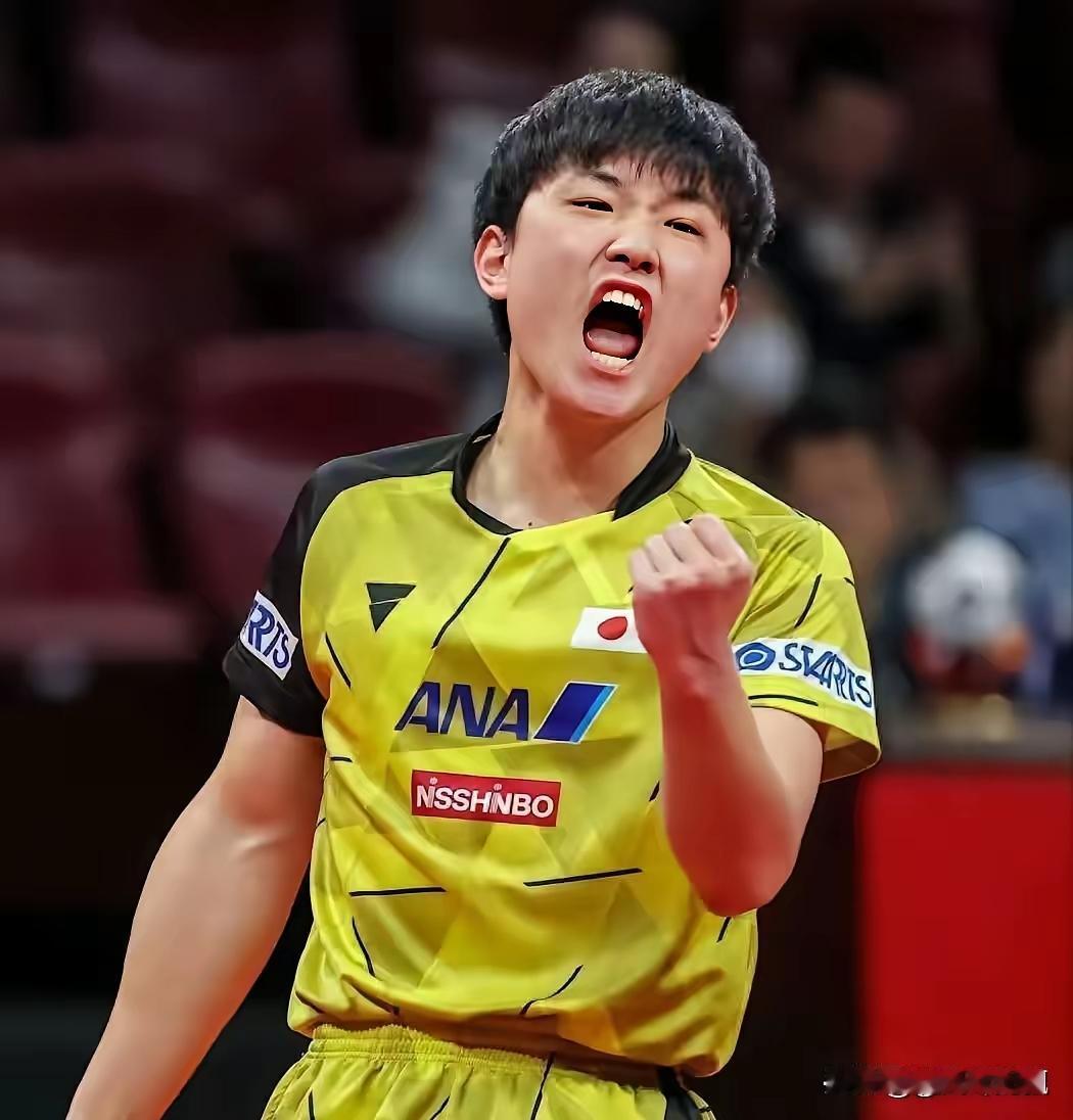 张本智和击败队友晋级八强！亚洲杯八分之一决赛，日本名将张本智和与队友篠琢大登进行