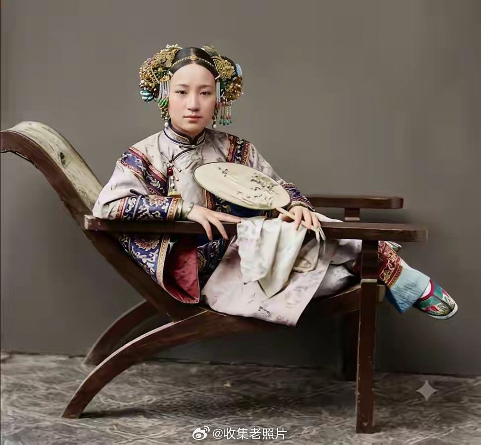 晚清，天津卫的清楼女子。