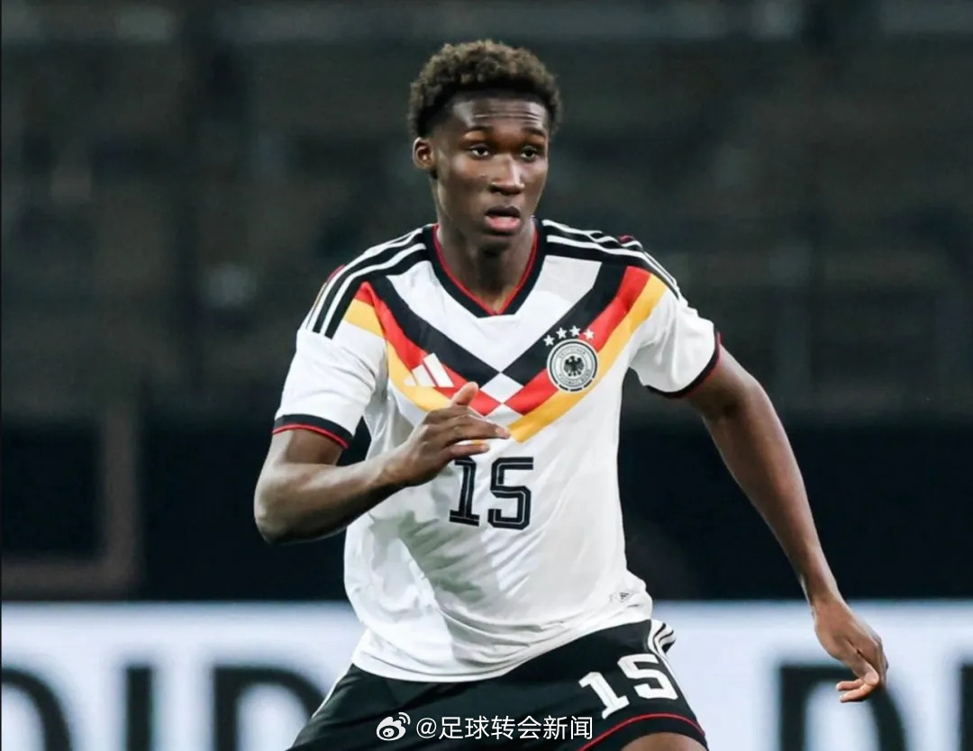 罗马诺发推：关于今夏收购卡里姆-库利巴利的争夺已经开启，正如图片报的消息，纽卡斯