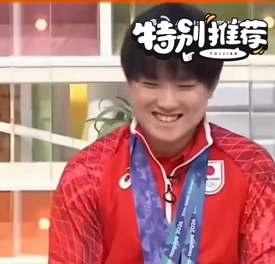 日本男团1:2落后中国男团的时候，张本智和对松岛辉空说了什么？让日本球迷集体激动