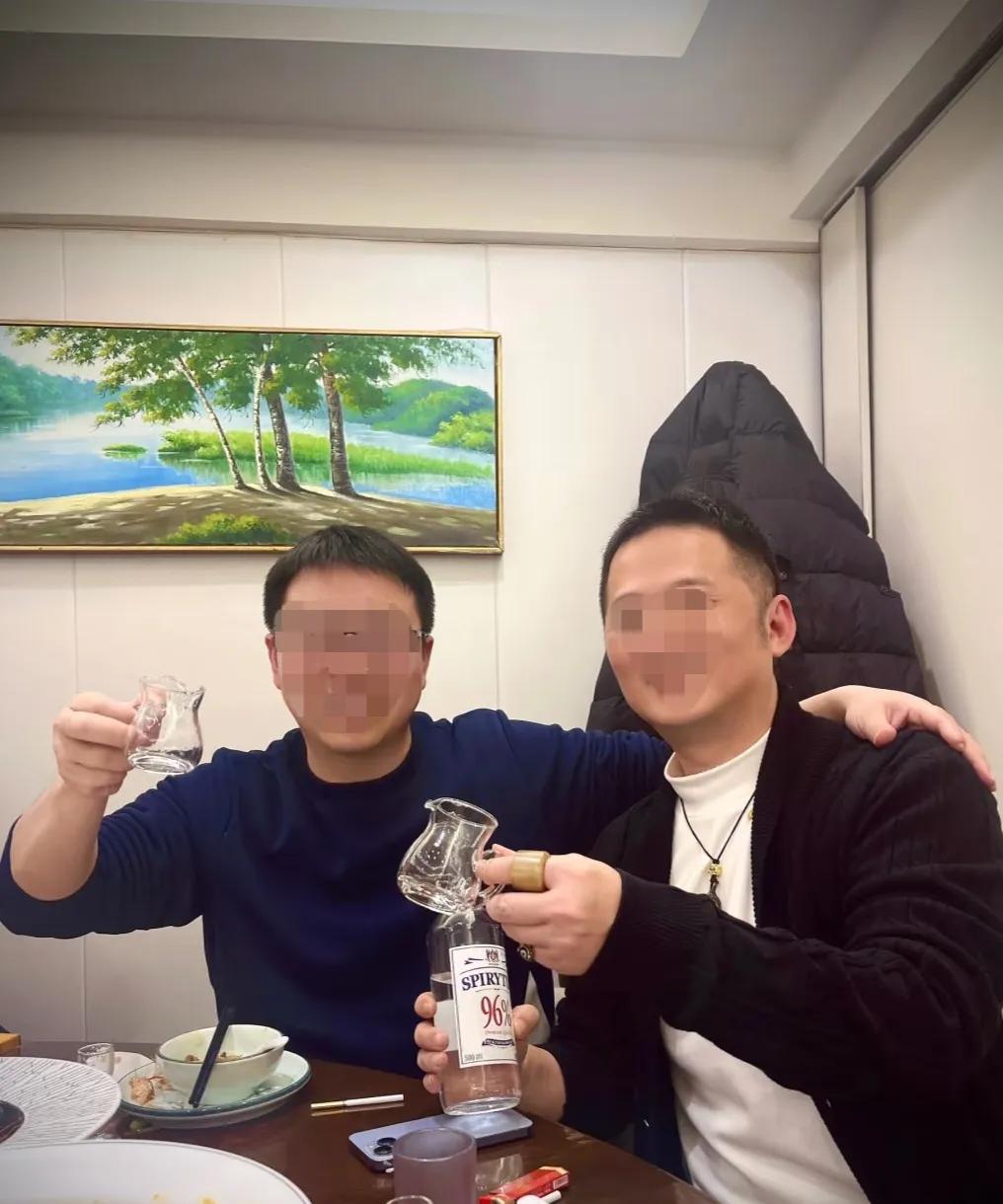 一个最好的发小欠我5万块钱，6年了还没还，也不提一句，好像没这回事一样。前