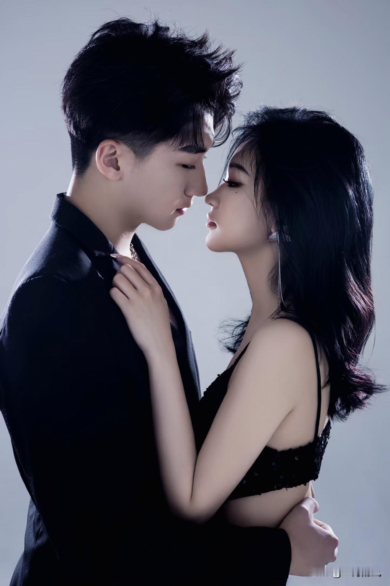 你信不信？这年头的婚恋现状，简直比段子还离谱，笑中带扎心。没领证的小情侣，