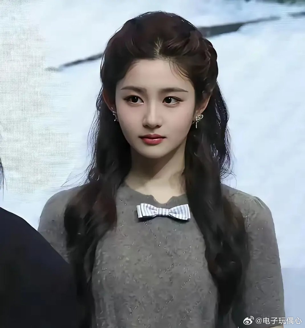 比刘亦菲还漂亮的女人出现了，就她