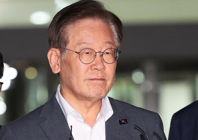 不少网友都调侃，李在明这下怕是要无语了，他没想到印度这次这么不靠谱！近日，韩