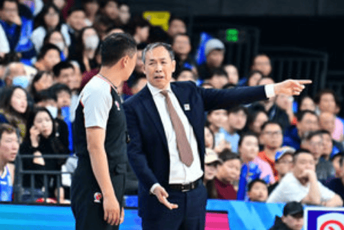 许利民: 今天球员打球不够踏实, 团队配合上很生&不够耐心