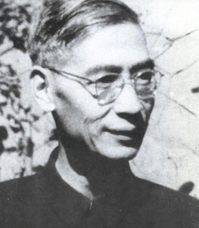 1968年12月5日，中南海怀仁堂。周总理正在和外宾会谈，一切按部就班。