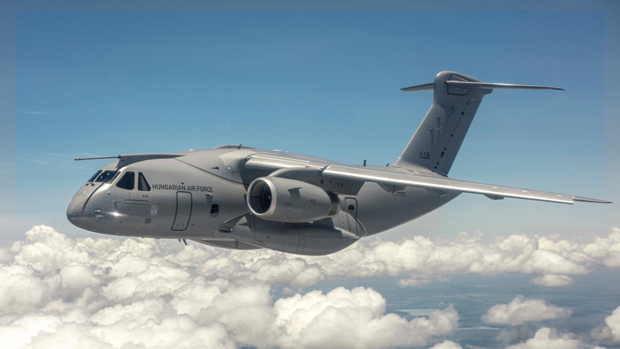 波兰引进巴西KC-390运输机生产线12月初，巴航工业与波兰军备集团签署谅解备忘