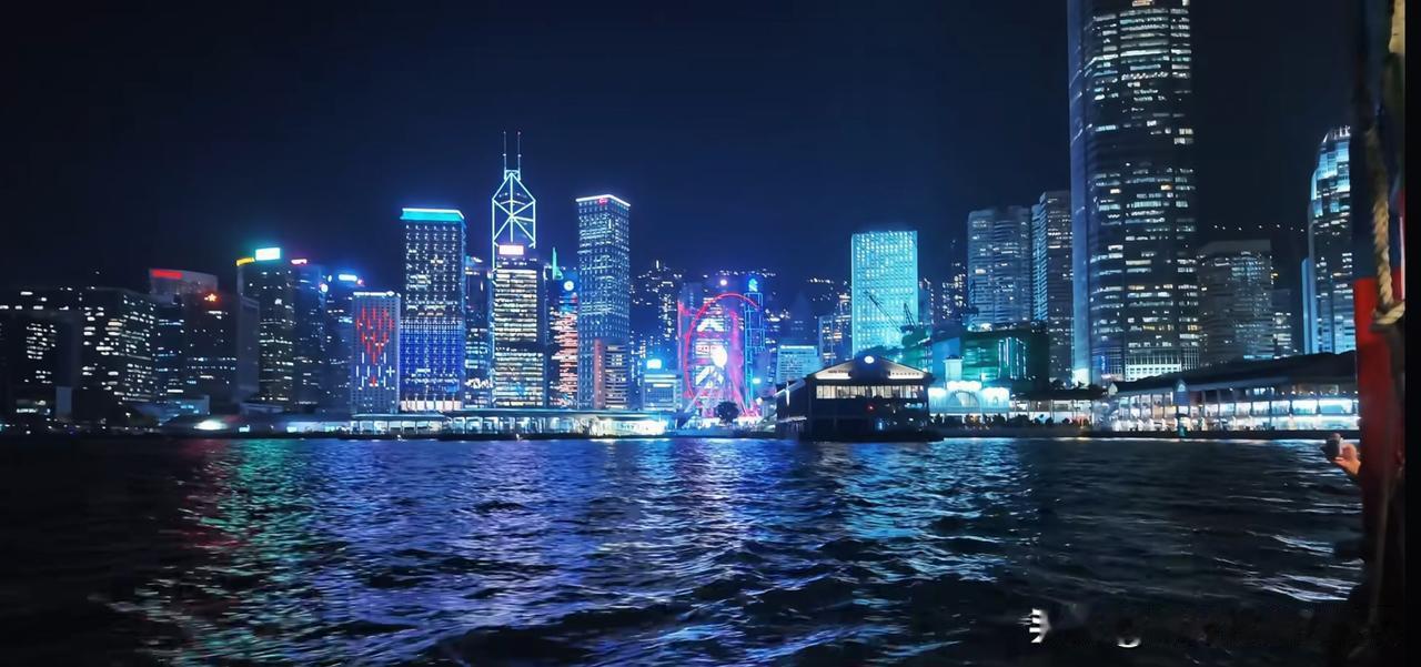 大连的消费水平一直是东北之最，从90年代到现在从未被超越过，所以来大连旅游要有心