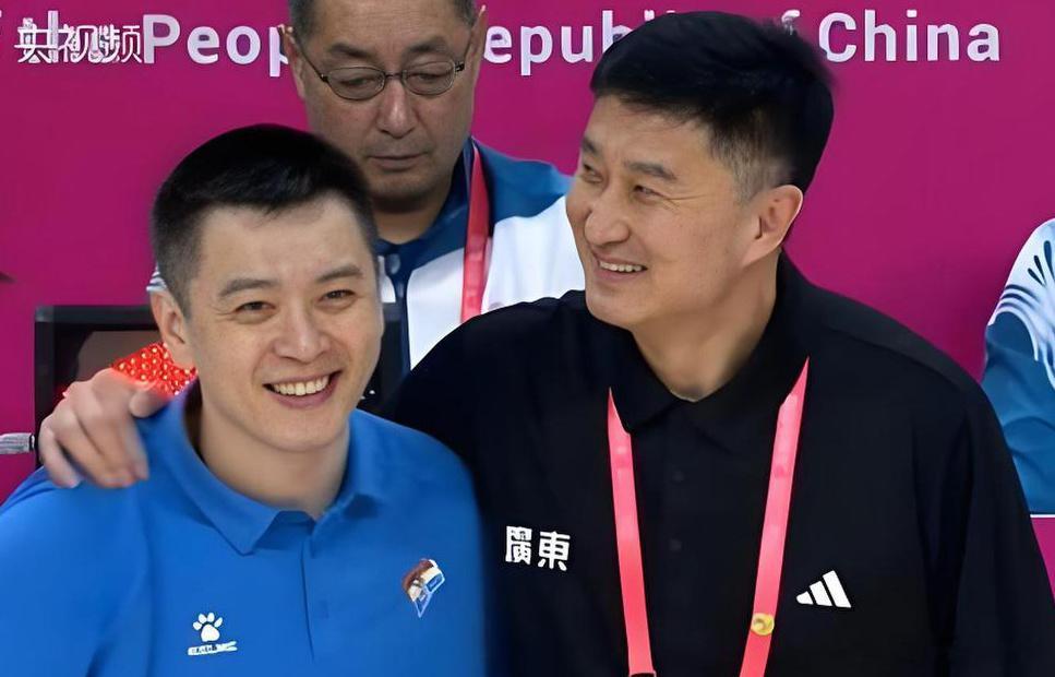 都说中国男篮帅印无人愿意接或敢接，我的观点恰恰相反，这是“抄底”的最佳时机，有胆有志之士应该主动请缨