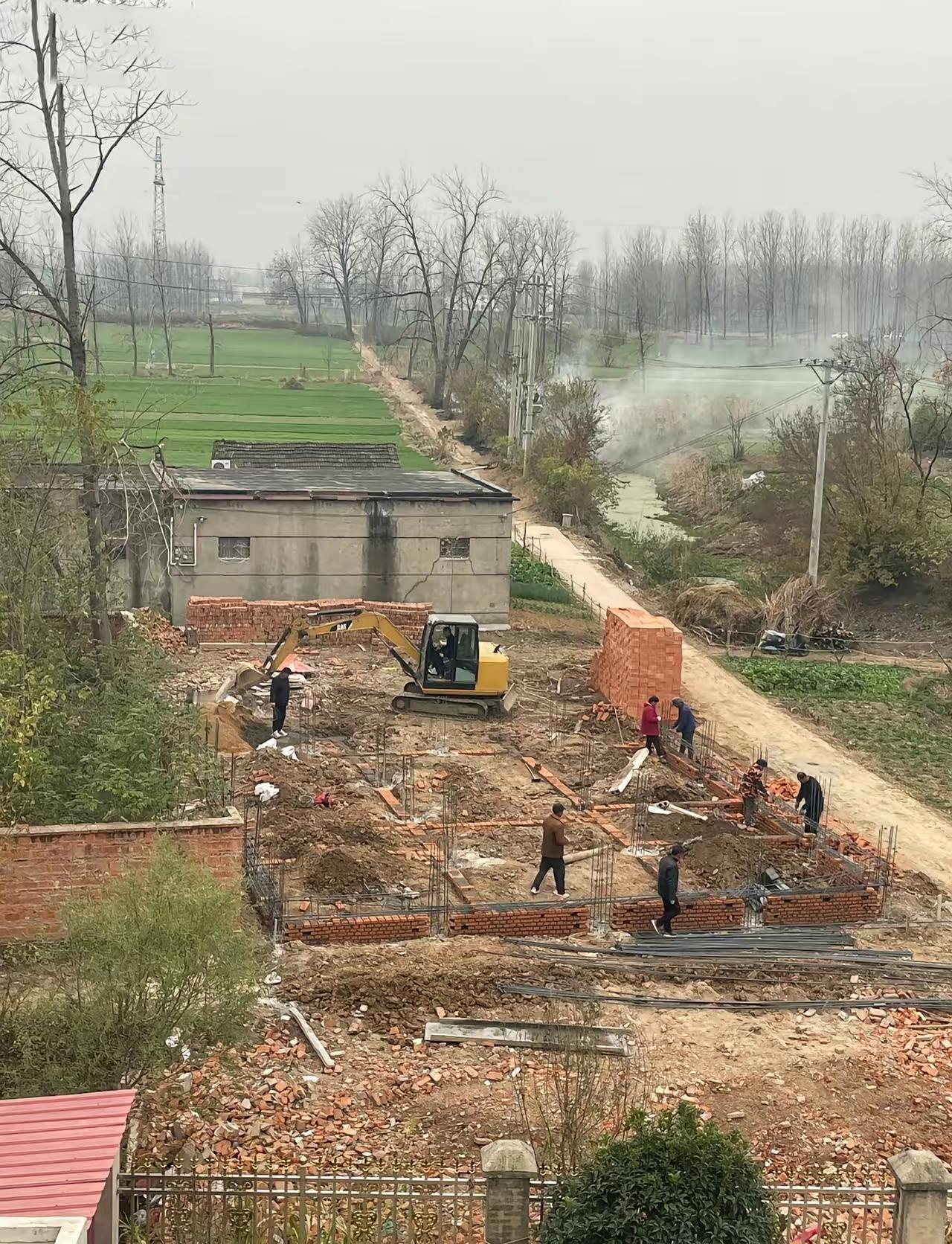 中央一号文件一落地，农村有房有地的家人直接乐开花！新规把话撂得明明白白，严禁