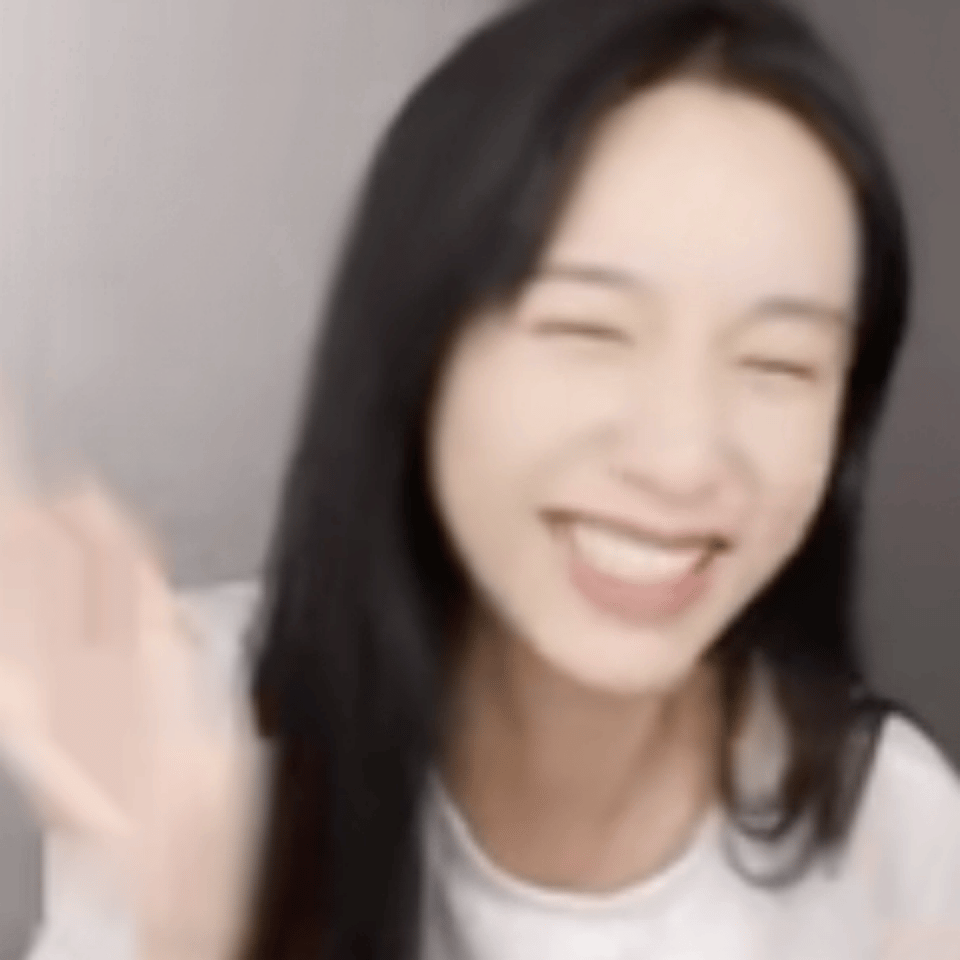 周也是丞磊张康乐的卖萌导师吧锦月如歌周也锦月如歌的卖萌导师，戏里戏外就这样坐