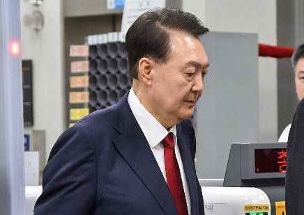 尹锡悦健康状况恶化，连续缺席庭审引发争议韩国当地时间7月24日，前总统尹锡悦再