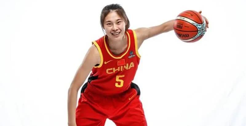 虽然中国女篮在整个亚洲杯的比赛当中没能晋级最后的决赛，更没能成功卫冕冠军，但是球