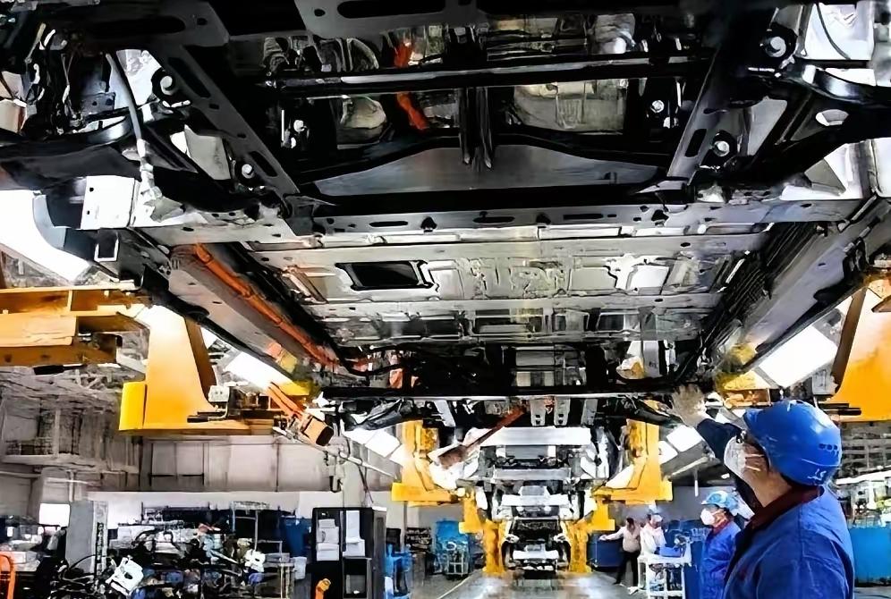 两用物项的禁止，表面上看针对的是日本，实际上是在“捶打”美国！这可不是空穴