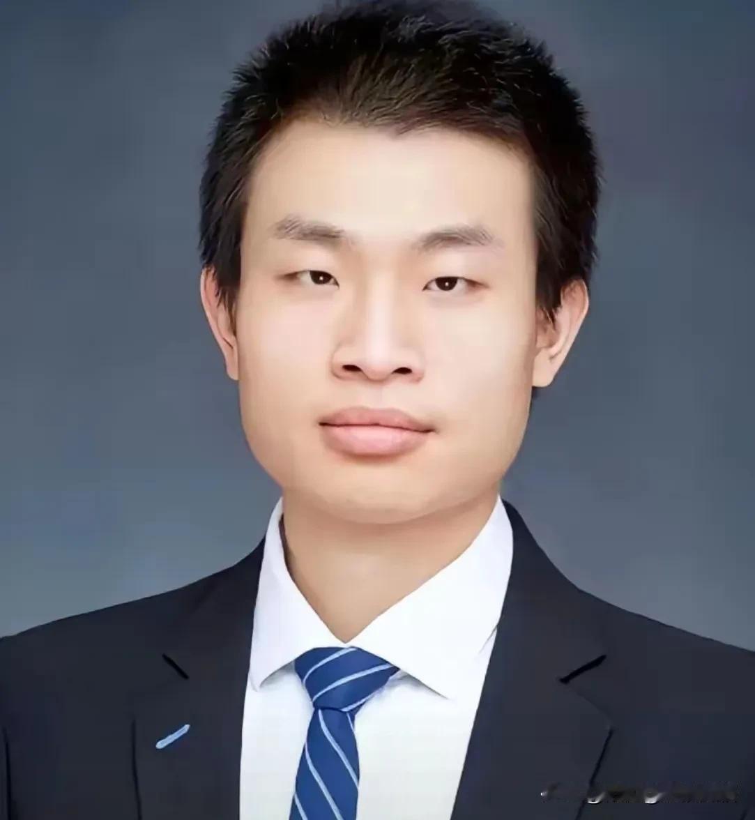 韦神，官宣了！2月1日，学术圈传来大好消息，北大数学科学学院，官宣一个重磅