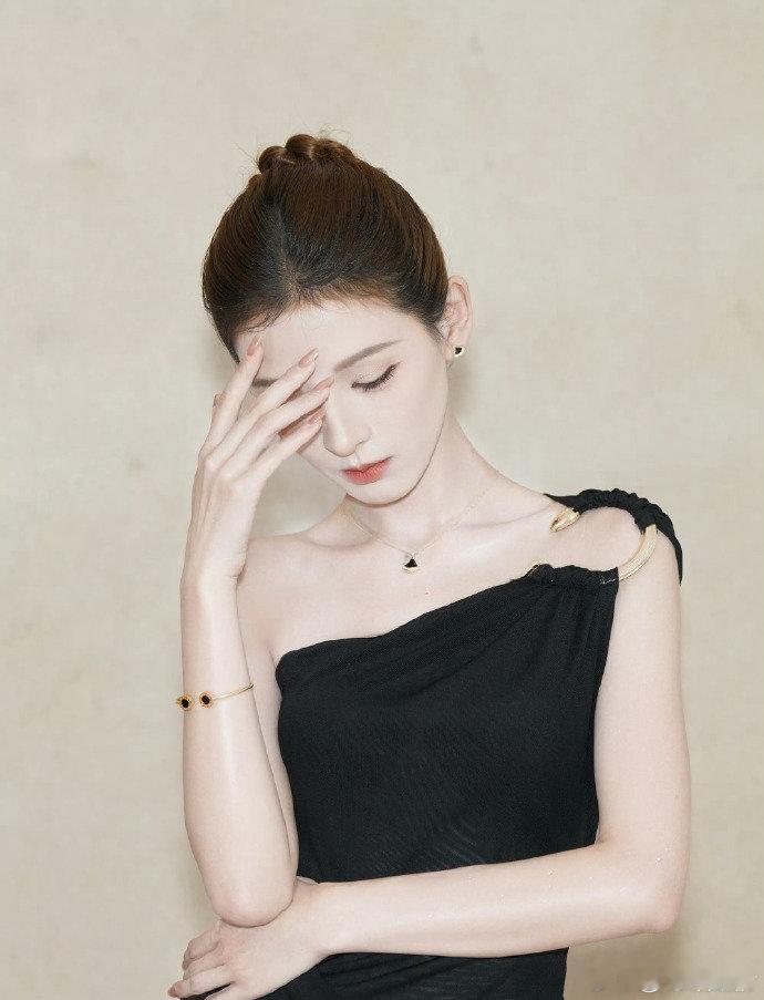 张予曦毕雯珺上恋综我是同意的张予曦终于等到张予曦和毕雯珺合作恋综！两人气