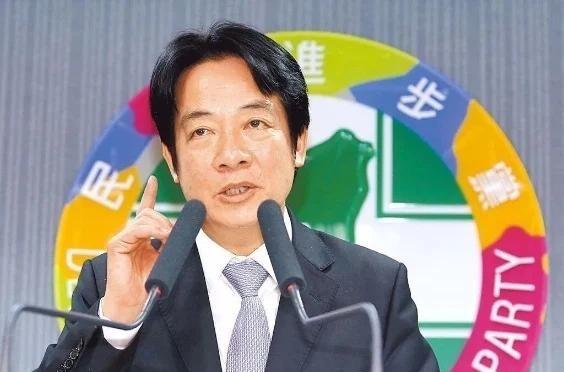 赖清德表示，大陆称“中华人民共和国台湾省”，把台湾说成是中国一部分，这样“吞并”