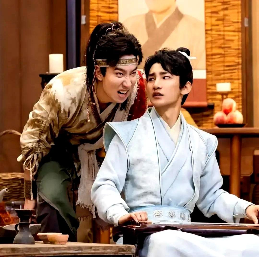 《一年一度喜剧大赛2》口碑下滑，但冠军们却更火了。大家还记得第一季的辉煌吗？