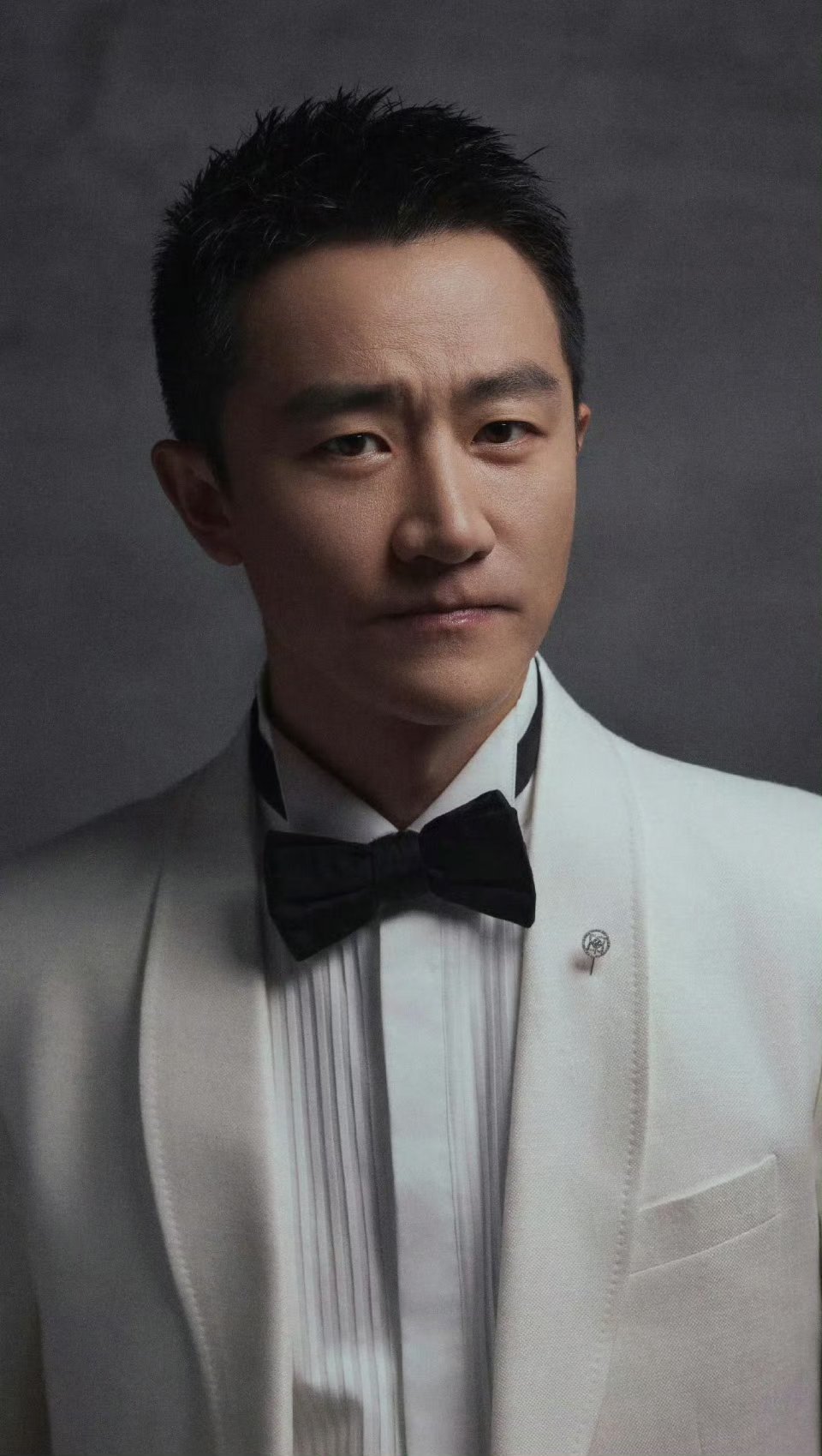 历届SMG视帝（年度卓越品质之星）•2017：胡歌•2018：靳东•201