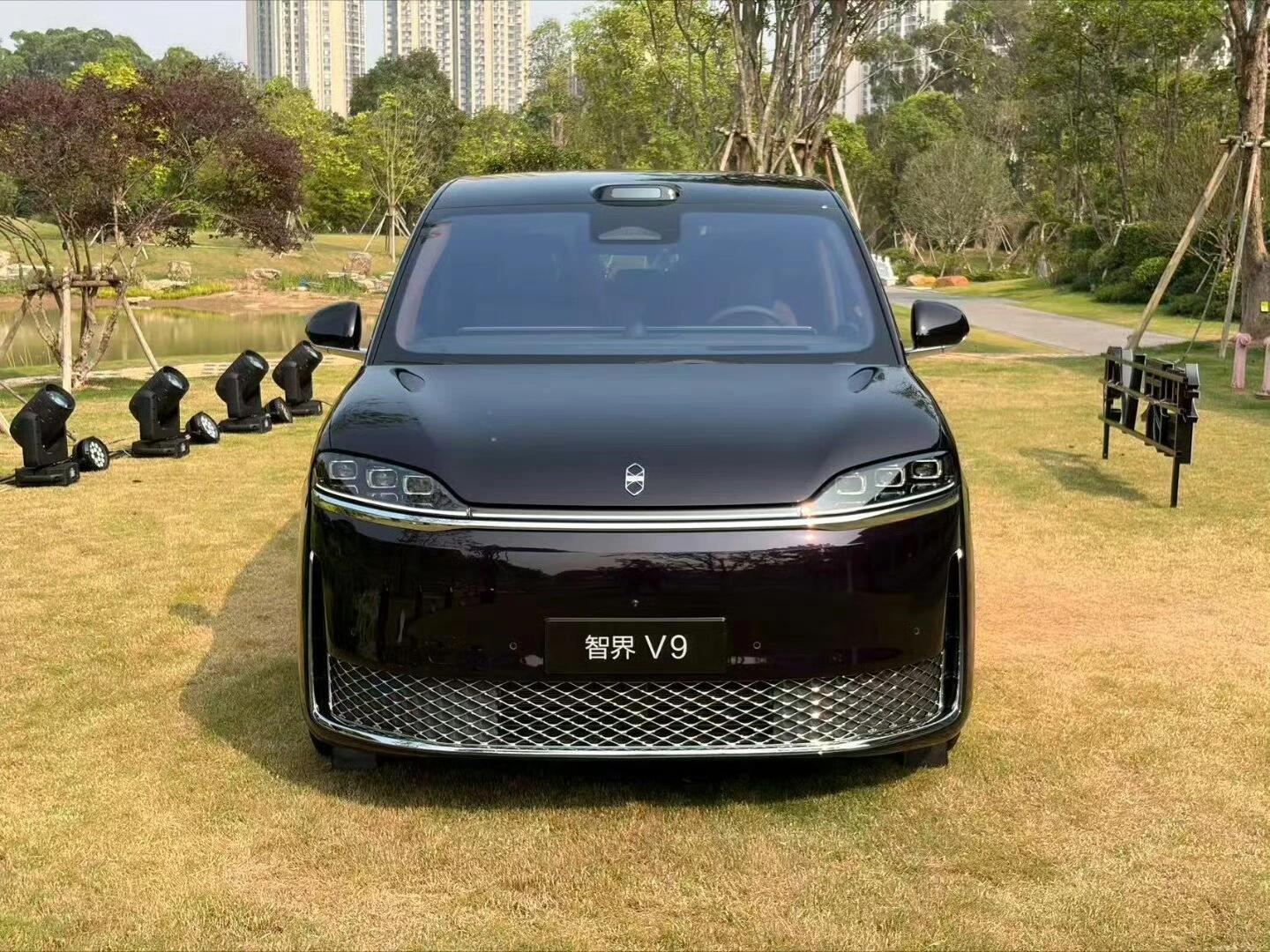 智界V9外观内饰能打几分智界v9