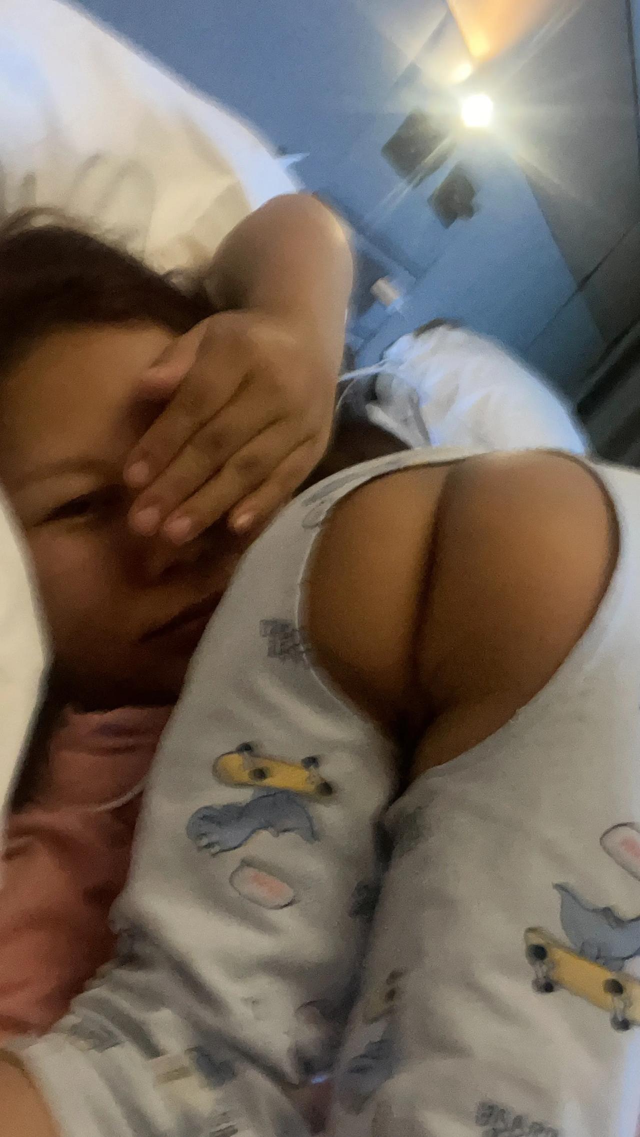 老式带娃，开裆裤➕把尿，从出生到上幼儿园，3包纸尿裤没用完，6月出生，天热晚上