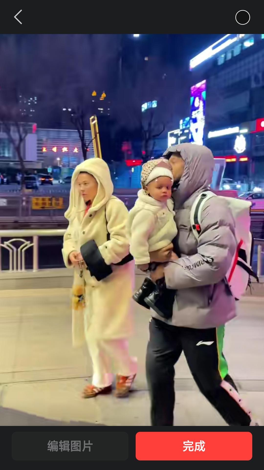 “辽篮裁布朗引争议：功臣含恨离队，新援臃肿首秀拉胯，杨鸣用人遭质疑”