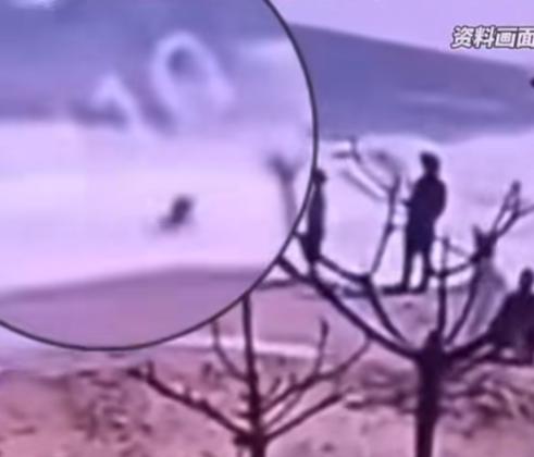 悲剧还是发生了！6月20日报道，2026年6月，海南分界洲。两对夫妻在沙滩拍照，