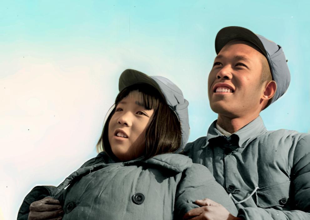 照片上这两位八路军战士是咱们中国人的大恩人啊！1942年冬天战地记者沙飞按下快门