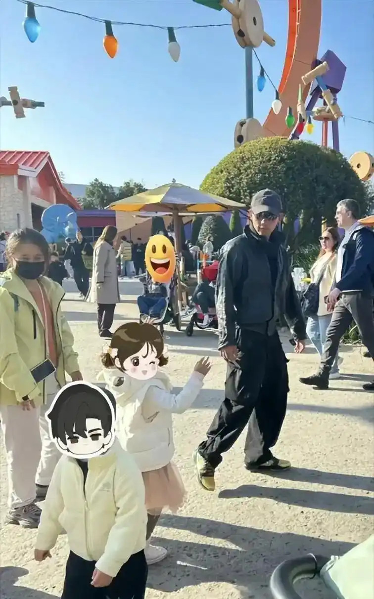 郑恺被曝定居加拿大，携苗苗买家具被拍，知情人：早有预谋