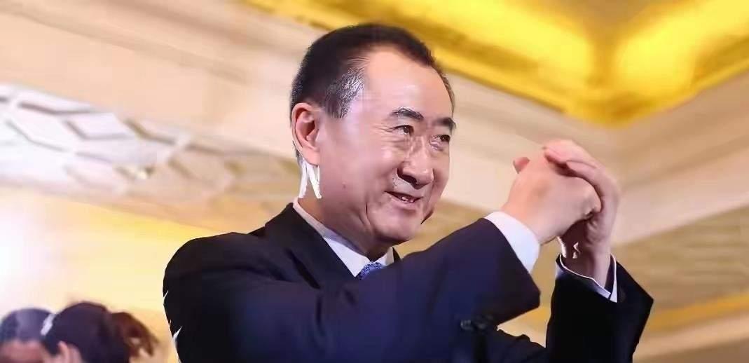 72岁王健林被法院强制执行38.6亿债务！就在今年5月，永辉超市一纸申请