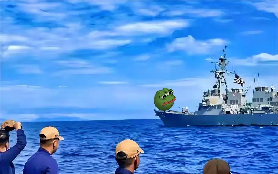 吃饭的时候跟媳妇说起这事，她笑喷了我一脸米！吃饭的时候我问媳妇:这几天美国、澳