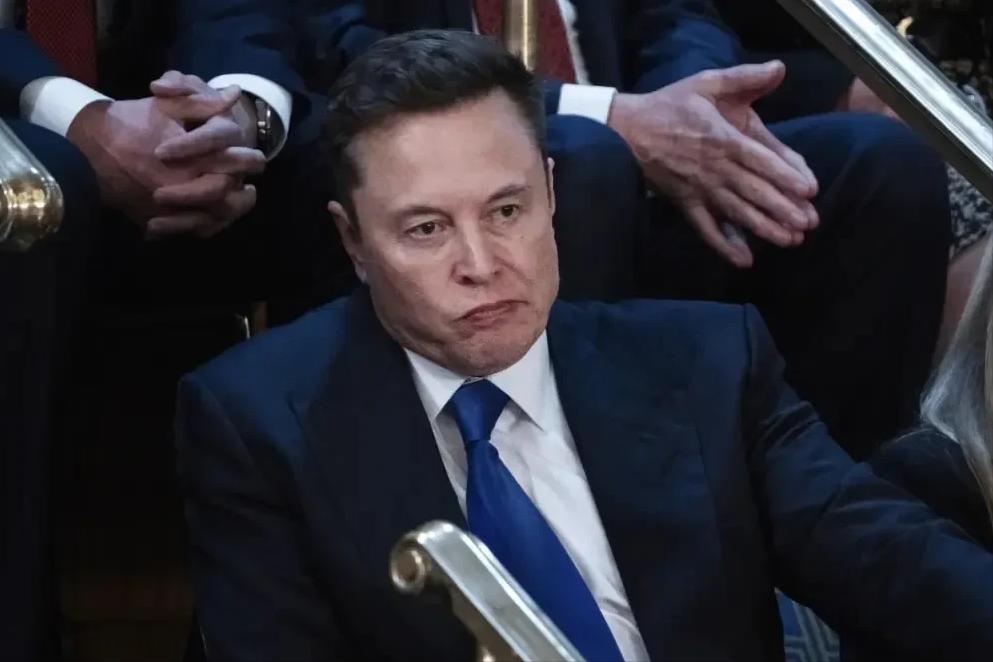 没有意外的话，你将会在6月12日亲眼见证地球有史以来第一个身价超过1万亿美元的人