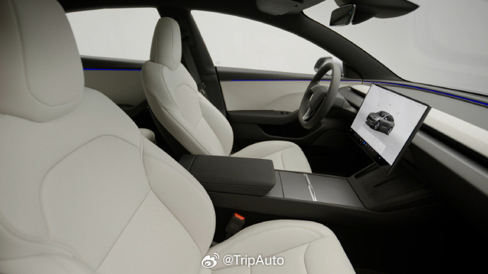 特斯拉Model3全系迎来一波产品更新，更新的重点在座舱和细节质感。最直观
