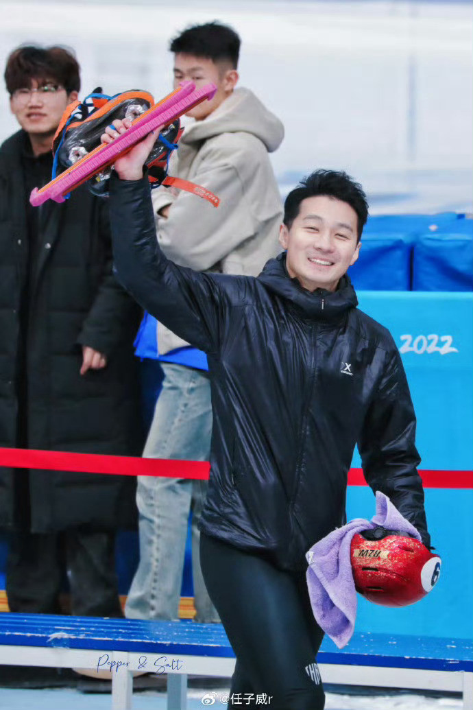 #任子威担任重庆短道速滑队主教练#冬奥冠军转型教练！重庆市短道速滑队（重庆组）
