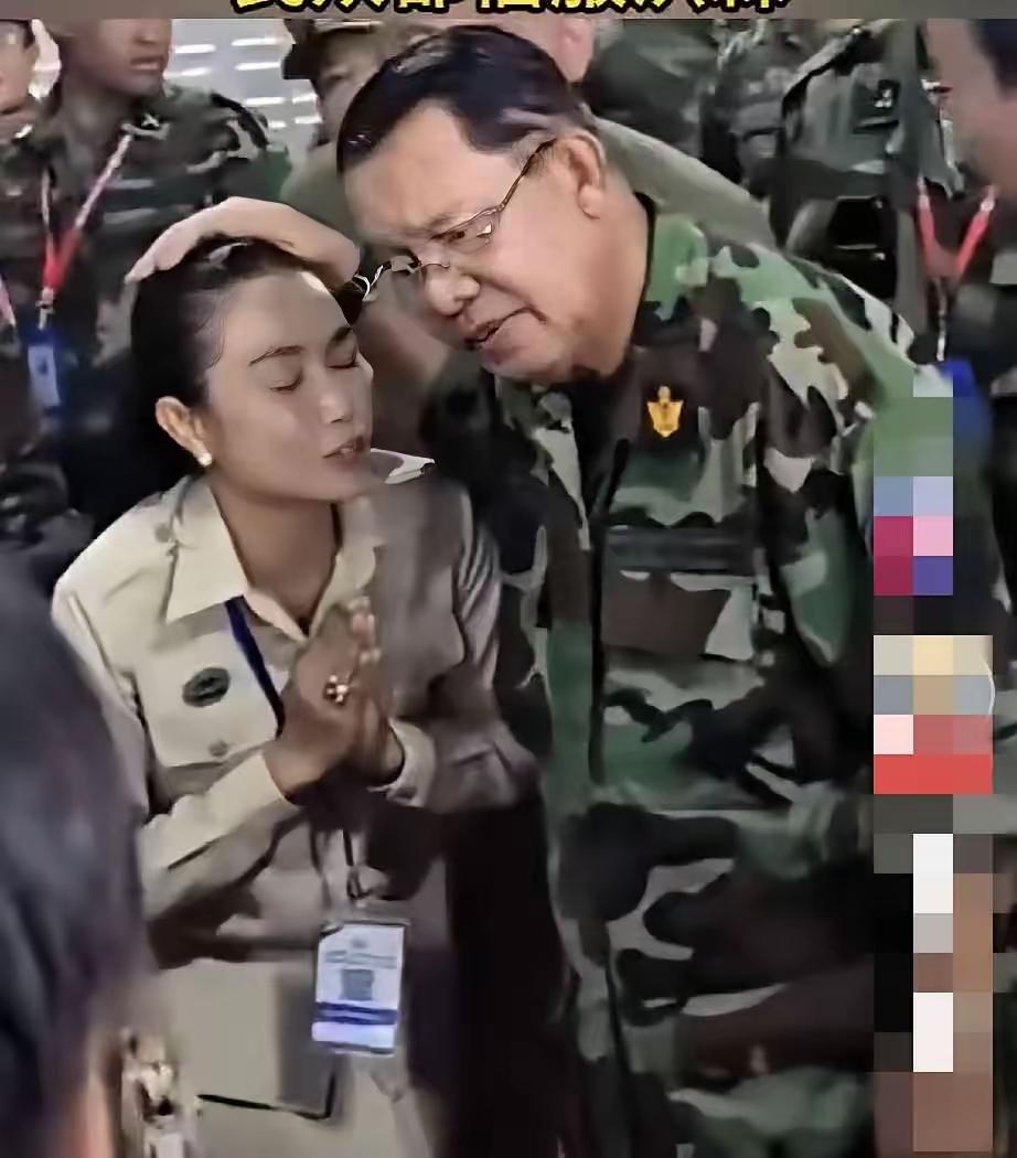 看到洪森那张照片，确实感觉有种微妙的气场。说他不是国王却排场超国王，这画面冲击感