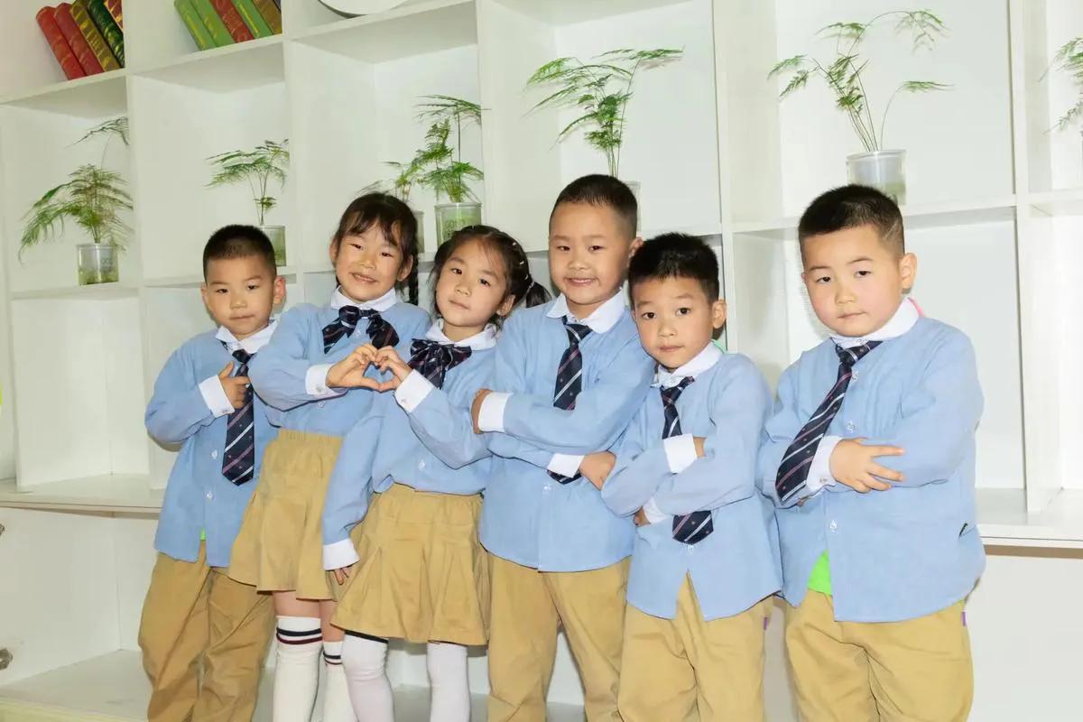 5岁幼儿园小朋友捐款造航母上热搜[赞]11月5日，中国第三艘航母正式入列，标