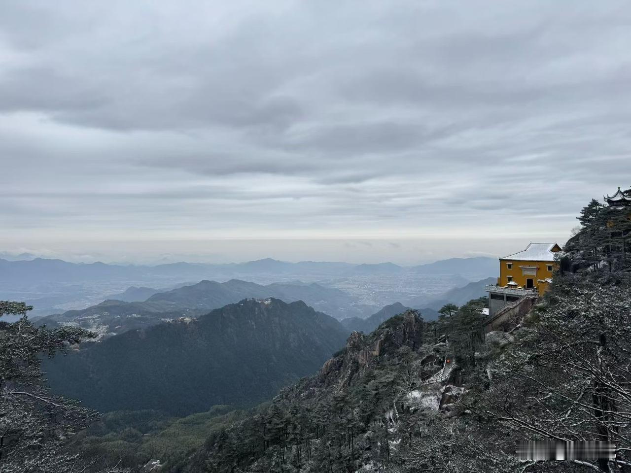 做人做事问心无愧，对的起良心就好