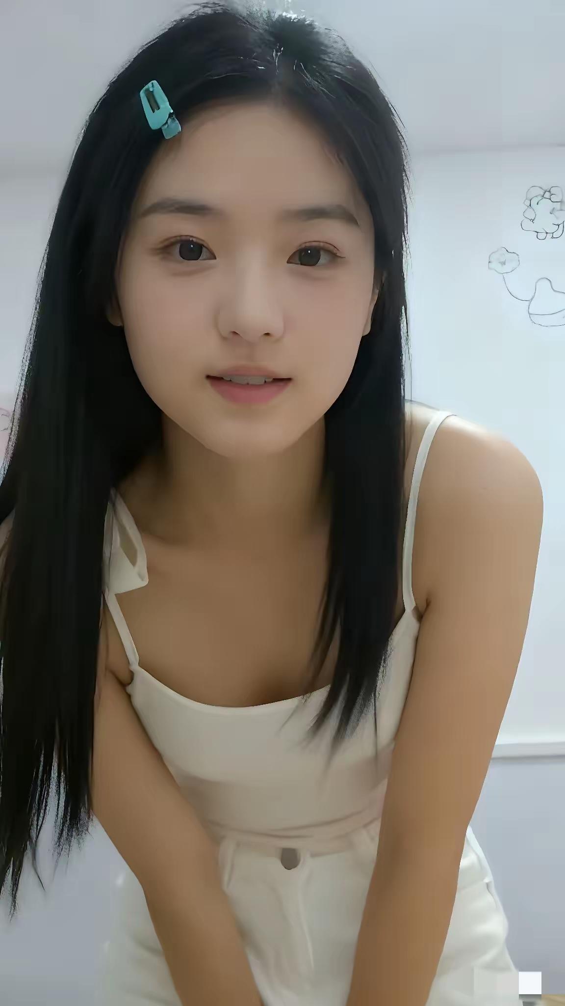 这姑娘看着挺可爱的。温婉大方的美女温柔大方姑娘这样一个美女又飒又美的女人