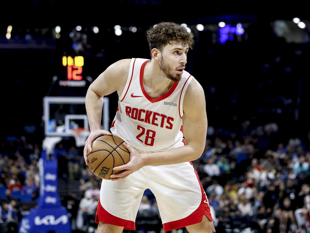 火箭遭鹈鹕26分大逆转，申京成为球队最大的弱项。实话实说，合适的时候把神经交易了