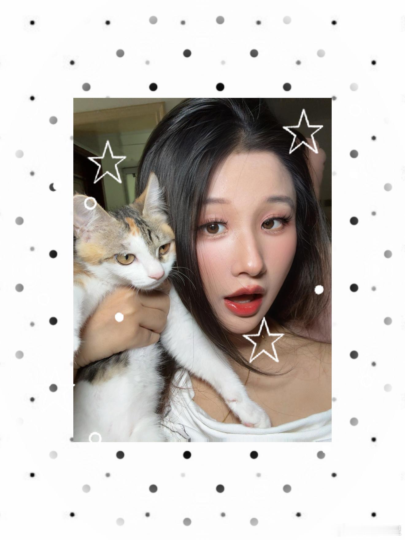 女孩你不能一直买化妆品然后每天素颜