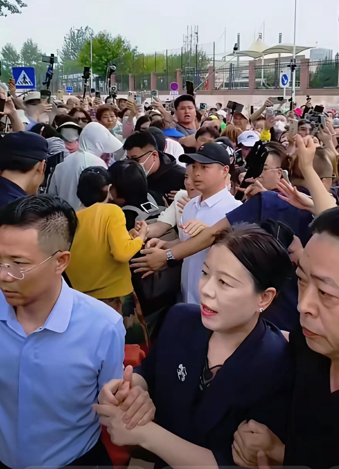 家人们，今天我真的深刻体会到了什么叫“一切都是ZHD安排”！跟大家分享一件特别