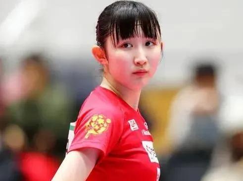这是温暖可爱的一幕！原来没想到日本乒协晒出了多张wtt横滨冠军赛训练照，其中有