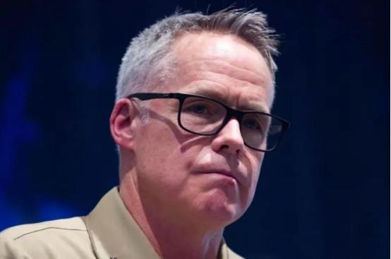 美伊战争第四天，没想到美国海军情报局局长却对中国说了这样一番话！美媒彭博社3月3