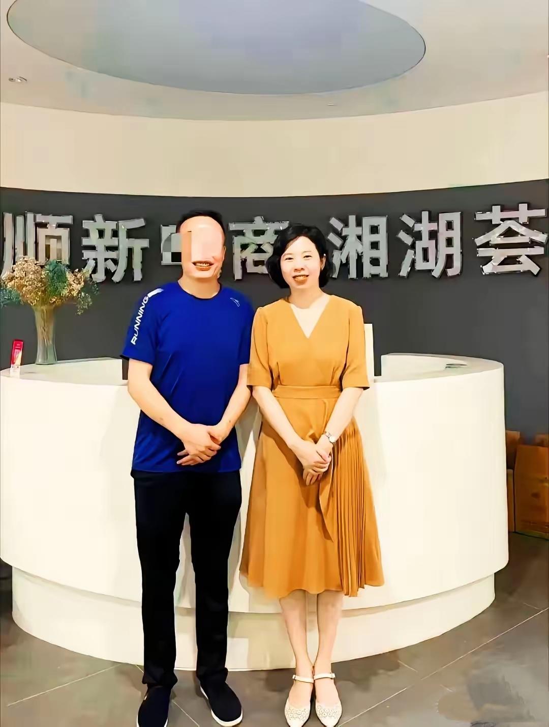 也太炸裂了！网传周女士和多人存在不当往来，聊天记录曝光，内容看得人很感慨